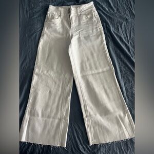 White cropped wide leg Jean